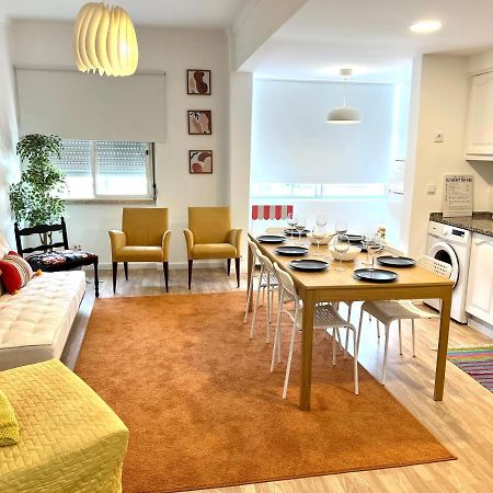Almada Big Flat Next To Lisbon And Caparica Beach Exteriör bild