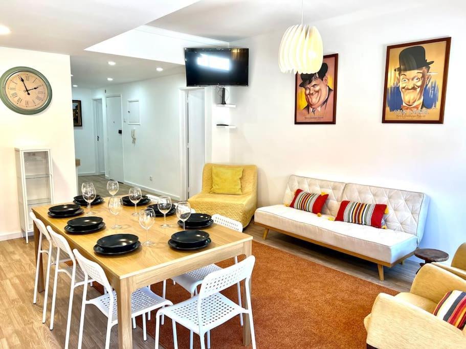 Almada Big Flat Next To Lisbon And Caparica Beach Exteriör bild