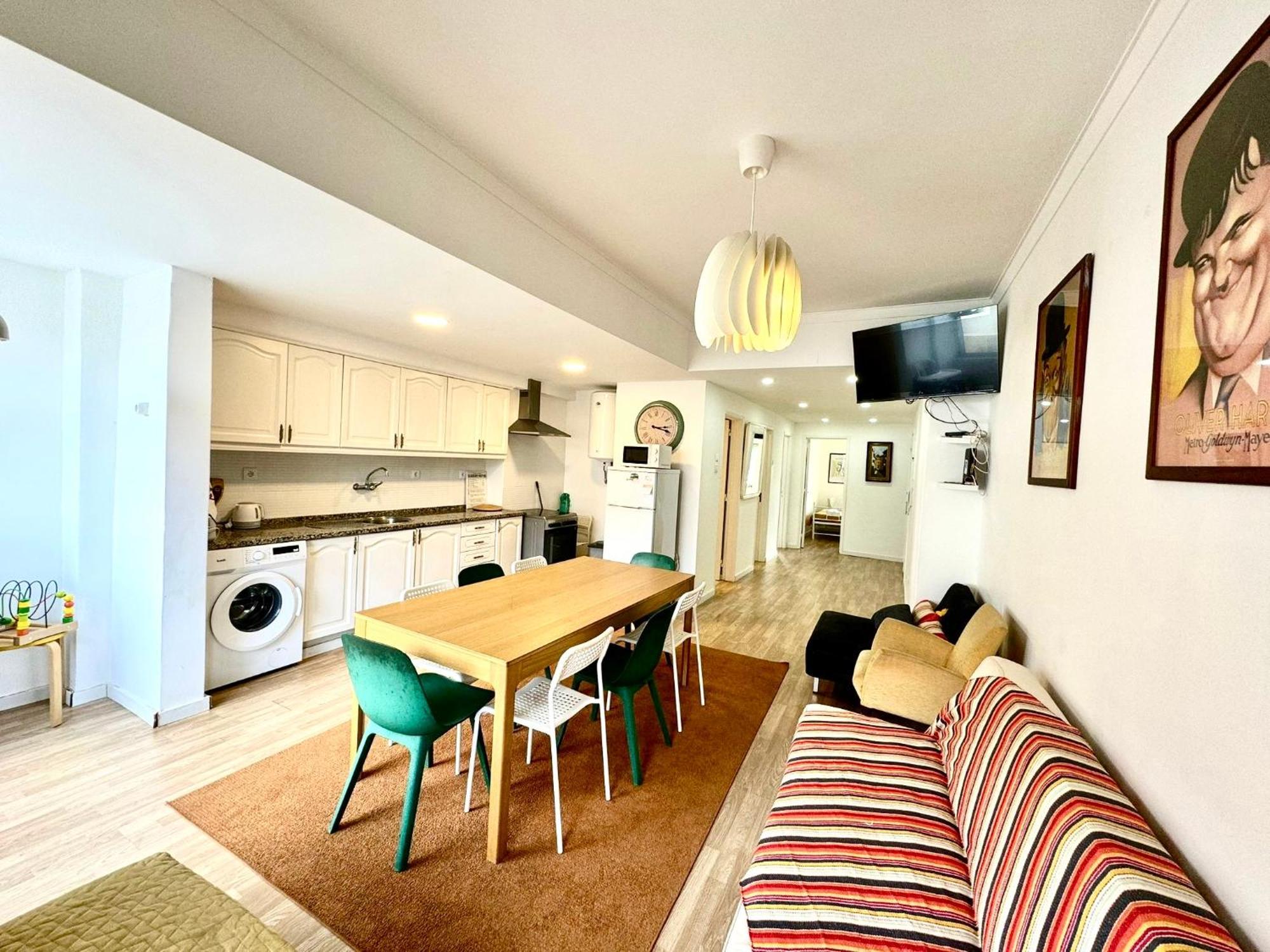 Almada Big Flat Next To Lisbon And Caparica Beach Exteriör bild